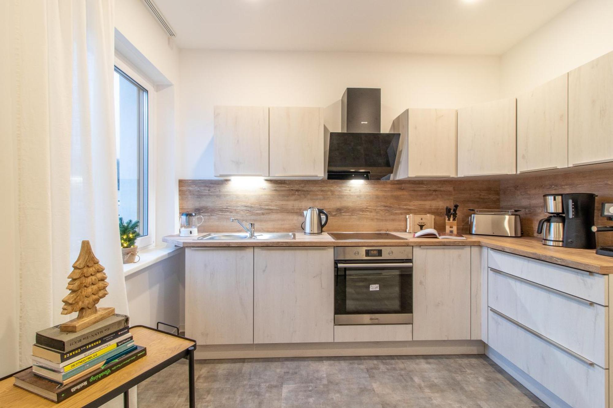Stilvolles City-Apartment I Netflix I Wlan L Stellplatz I Zentral Schwarzenberg  Εξωτερικό φωτογραφία