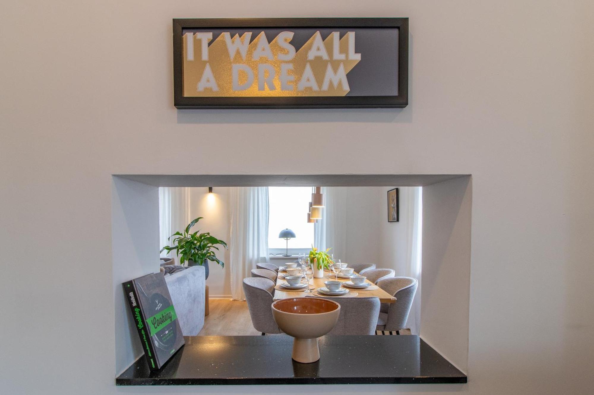Stilvolles City-Apartment I Netflix I Wlan L Stellplatz I Zentral Schwarzenberg  Εξωτερικό φωτογραφία