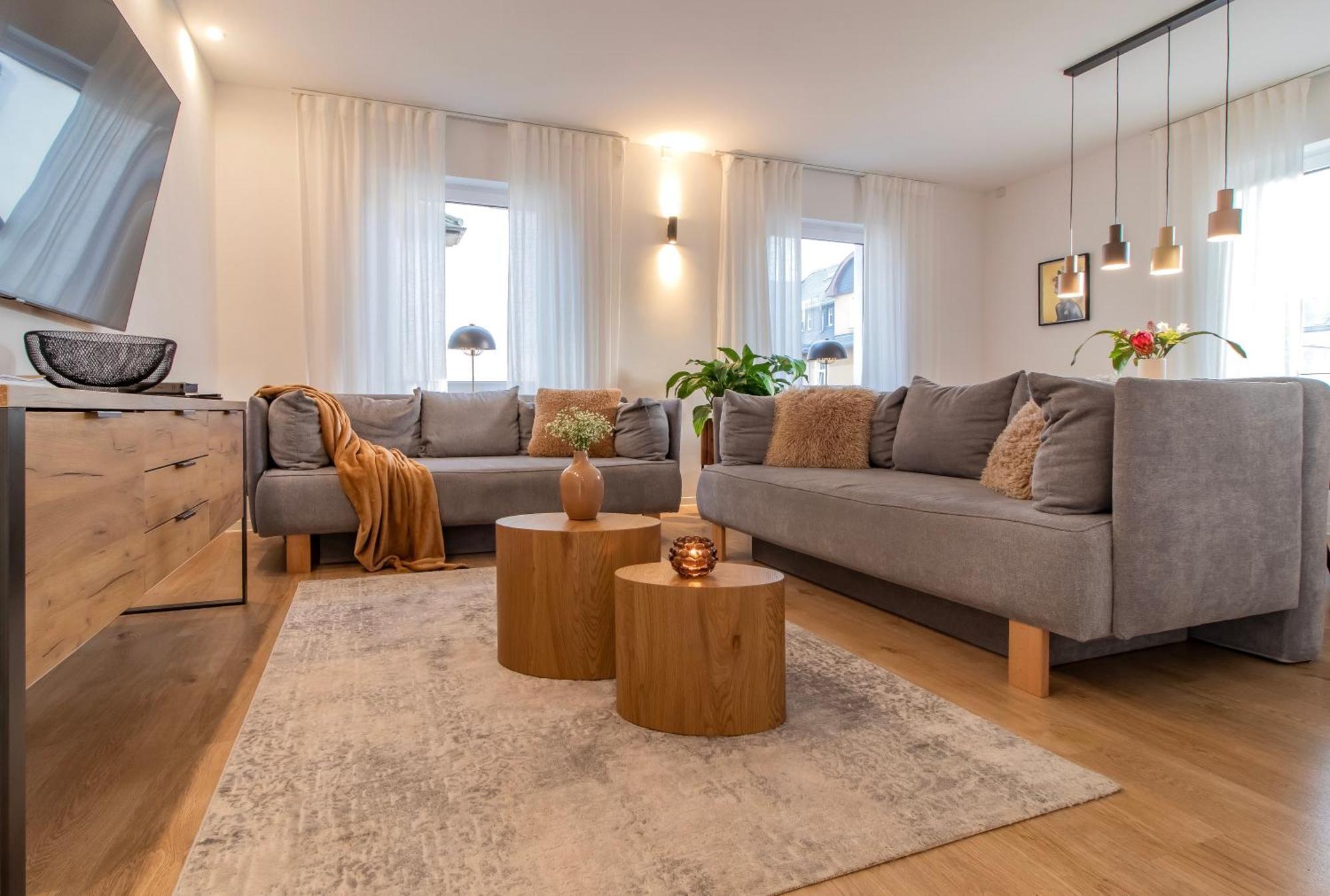 Stilvolles City-Apartment I Netflix I Wlan L Stellplatz I Zentral Schwarzenberg  Εξωτερικό φωτογραφία