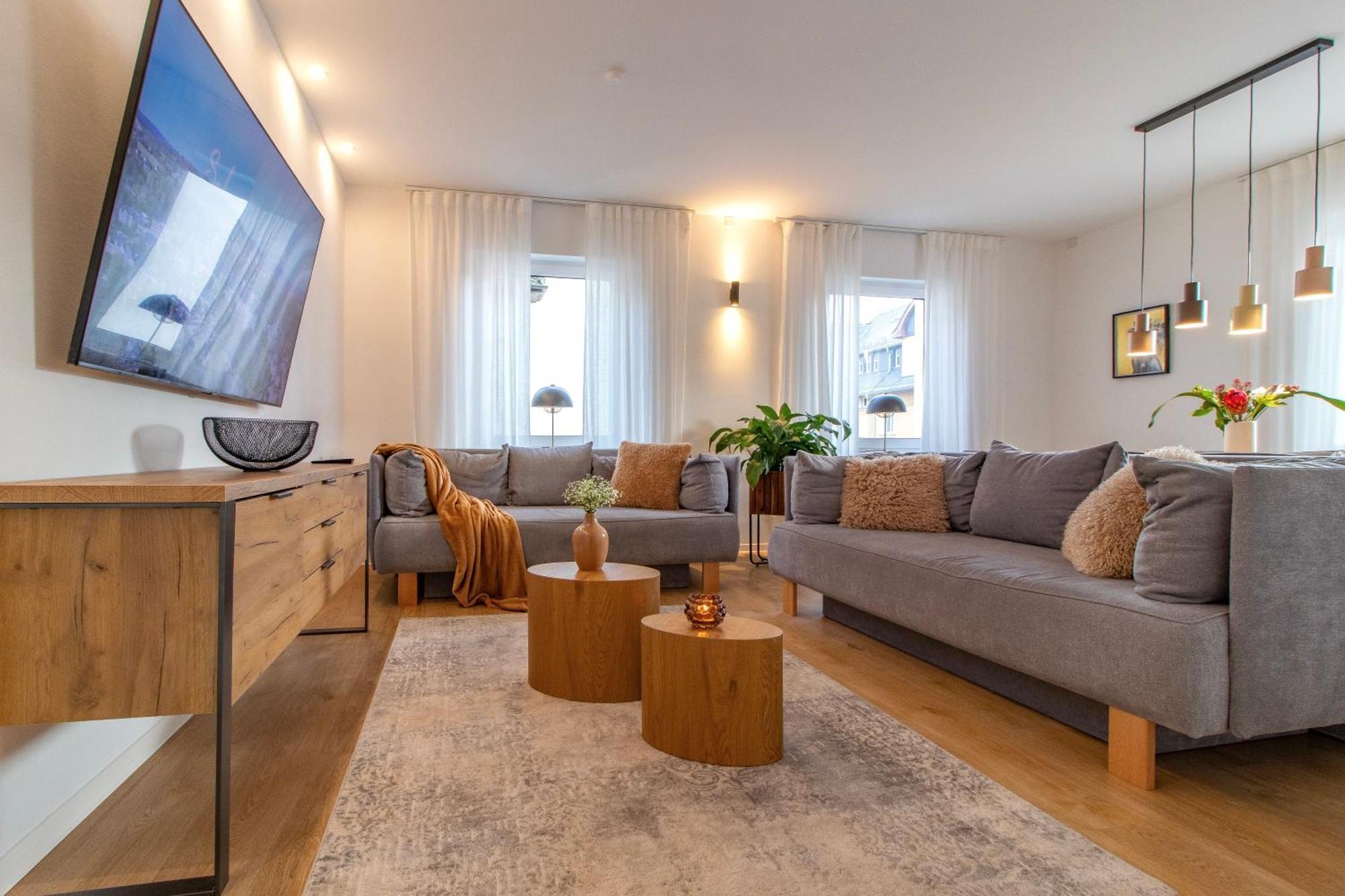 Stilvolles City-Apartment I Netflix I Wlan L Stellplatz I Zentral Schwarzenberg  Εξωτερικό φωτογραφία