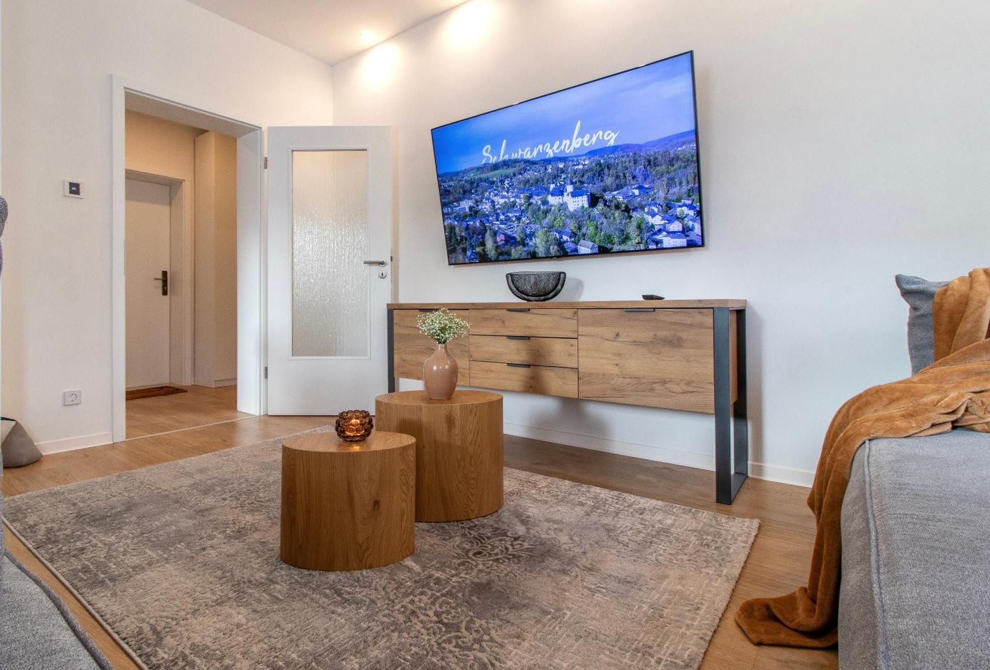 Stilvolles City-Apartment I Netflix I Wlan L Stellplatz I Zentral Schwarzenberg  Εξωτερικό φωτογραφία